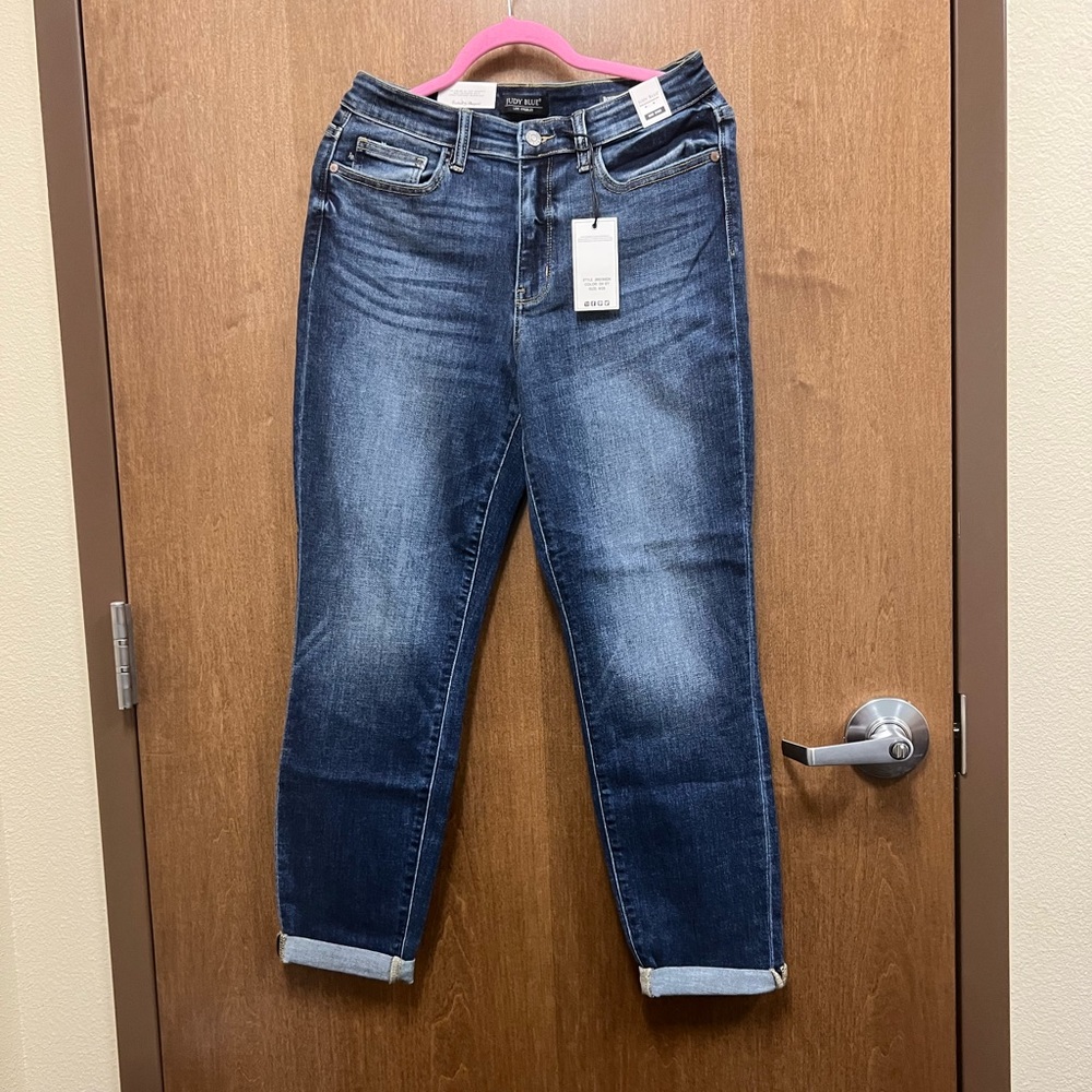 Judy Blue midrise boyfriend fit
